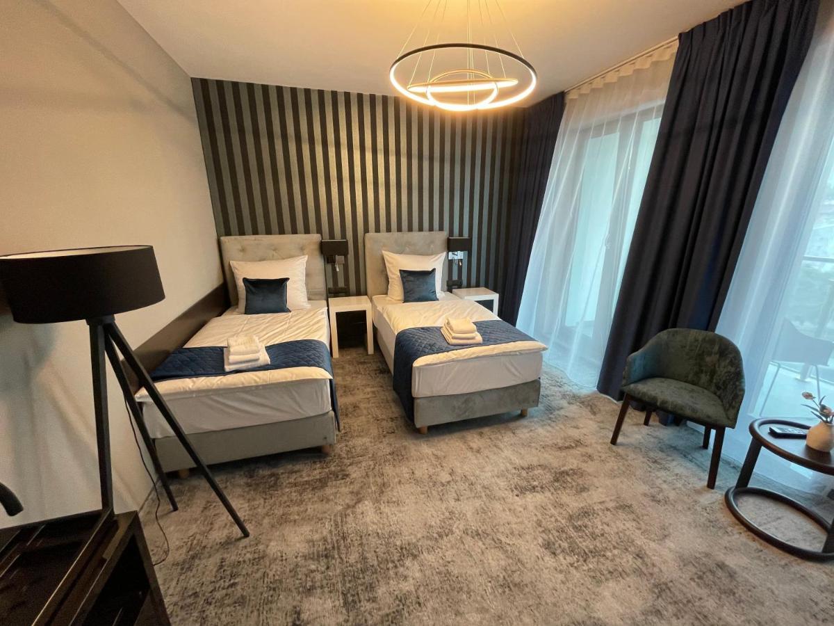 Hotel Sanova Jarosław Kültér fotó