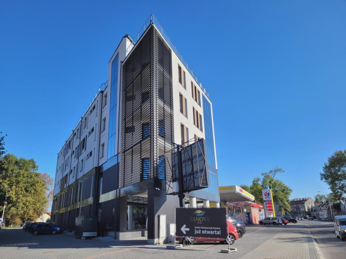 Hotel Sanova Jarosław Kültér fotó